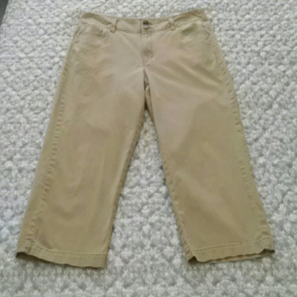 Khaki Capris